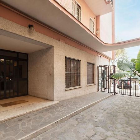 Monteverde Roomy Apartment Sun And Flowers Ρώμη Εξωτερικό φωτογραφία