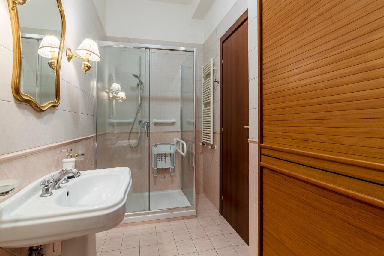 Monteverde Roomy Apartment Sun And Flowers Ρώμη Εξωτερικό φωτογραφία