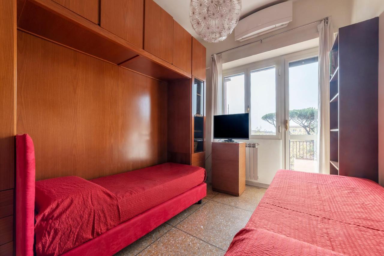 Monteverde Roomy Apartment Sun And Flowers Ρώμη Εξωτερικό φωτογραφία